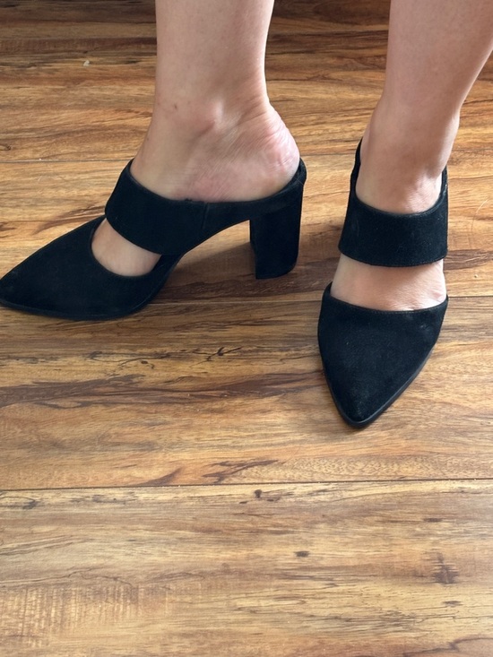 INTENTIONALLY BLANK Shoes - INTENTIONALLY BLANK Black Pointed-Toe Block Heel Mules